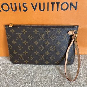 Louis Vuitton Neverfull Pouch